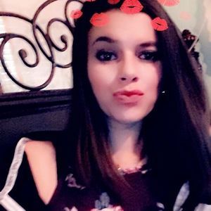 Meet your Posher, Mandy